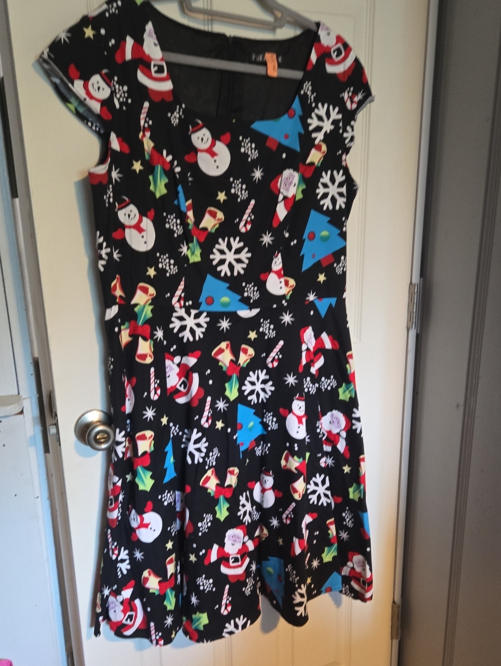 Women's Black Holiday Print Fit-&-Flare Dress